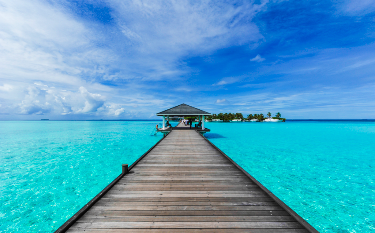 Stijger azuurblauwe zee